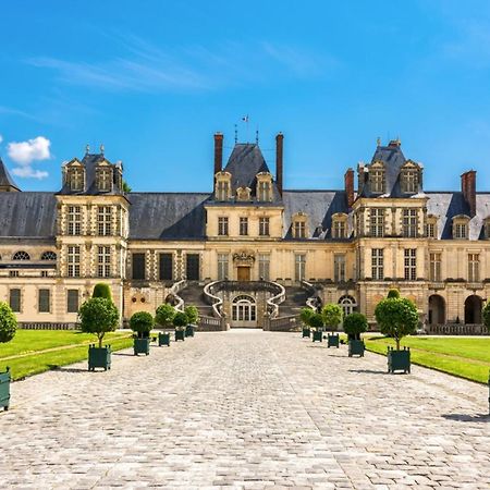 Appartamento Duplex Charm Fontainebleau Esterno foto